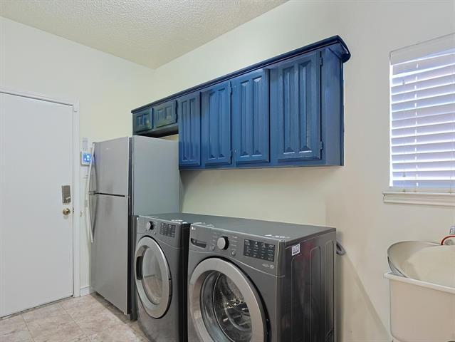 Building Photo - 501 Halifax Ln