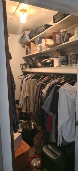 Building Photo - 33990 Edna St