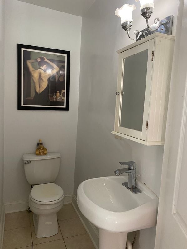 Building Photo - 129 Garber Ln