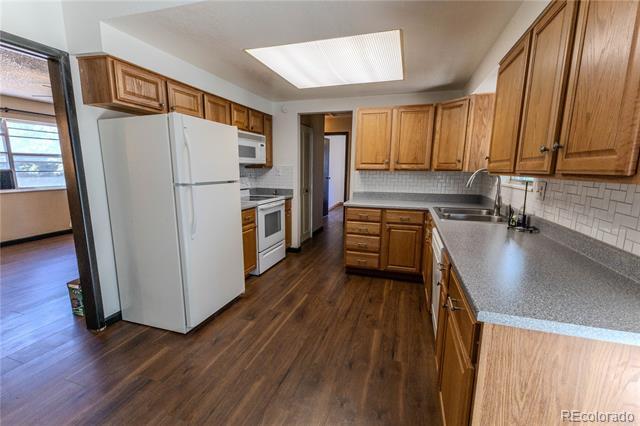 Building Photo - 7210 Millbrook Ct