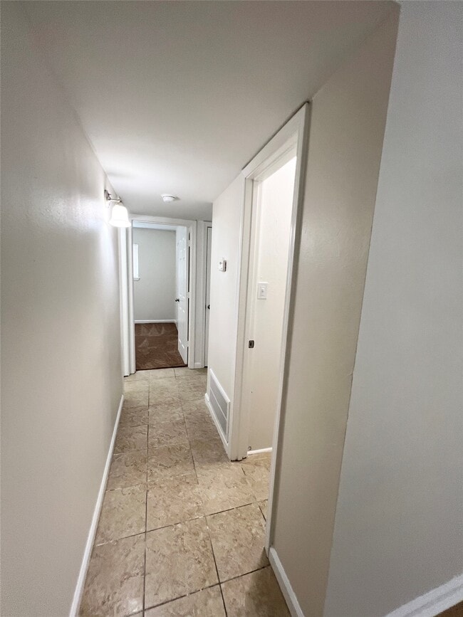 Building Photo - 130 Oyster Creek Dr