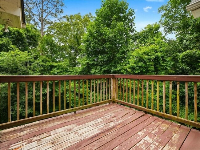 Building Photo - 166 Cove Hill