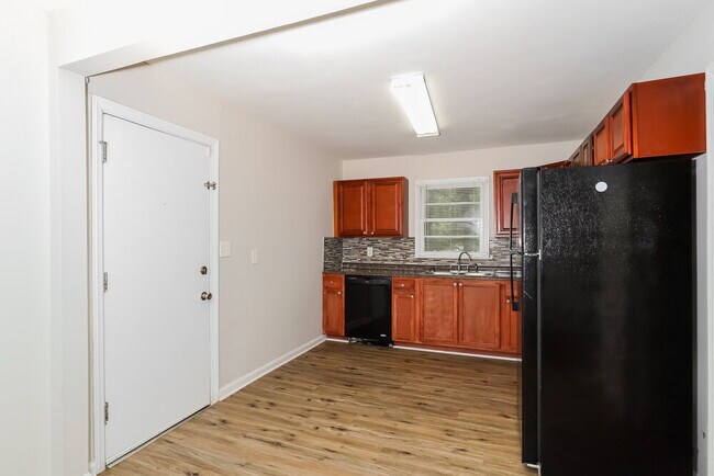 Building Photo - 6281 Denny Ln SW