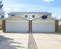 Building Photo - 7942 Chadbourne Dr