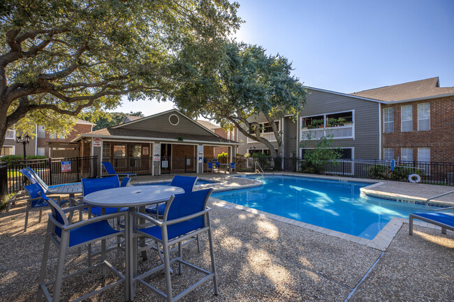 Building Photo - Harbour Landing Apartments