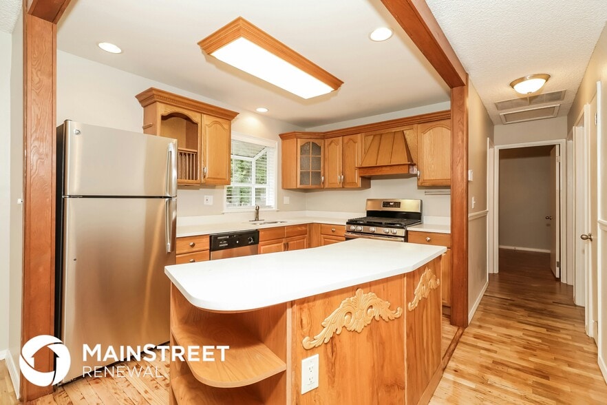 Building Photo - 4202 79th Ave W