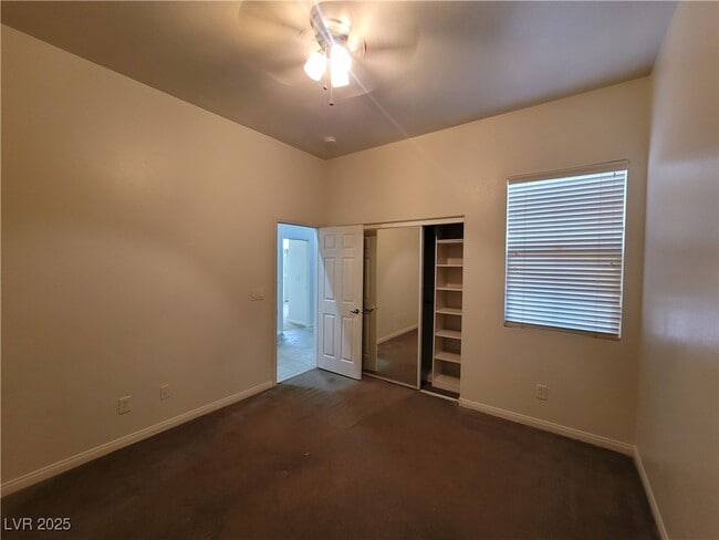 Building Photo - 9338 Wilderness Glen Ave