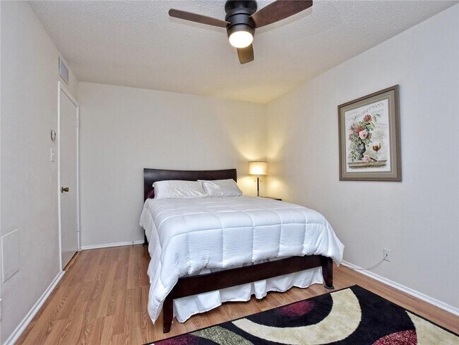 Building Photo - 7801 Shoal Creek Blvd