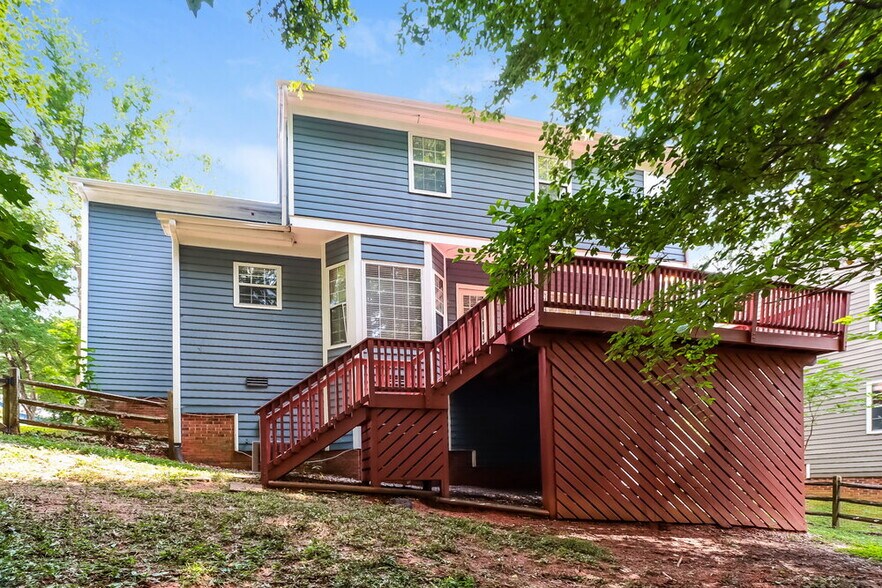 Building Photo - 7220 Reynard Ln