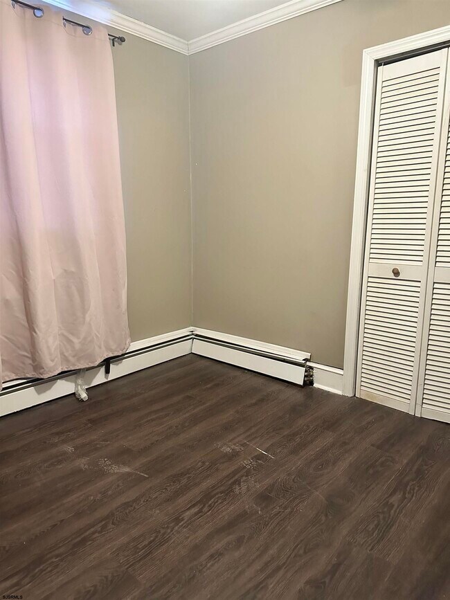 Building Photo - 1307 Drexel Ave