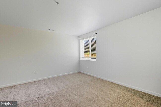 Building Photo - 1726 Willard Way