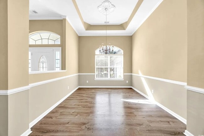 Building Photo - 414 Carriage Lake Dr