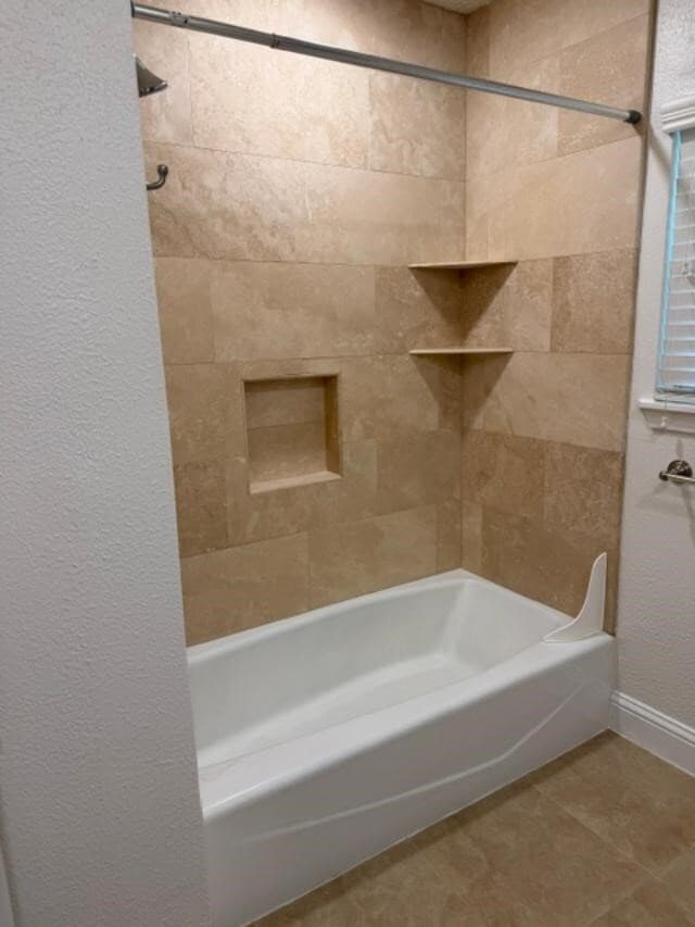 Building Photo - 1805 Wycliffe Dr