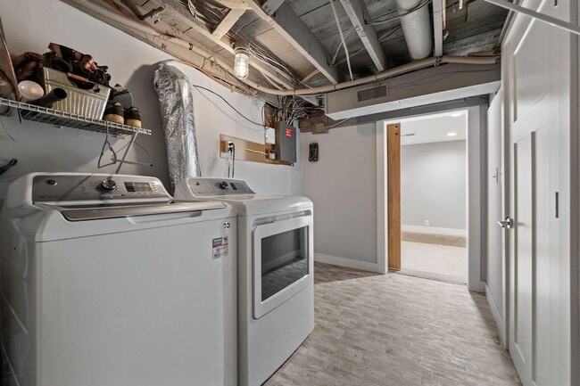 Building Photo - 3409 W 50th St