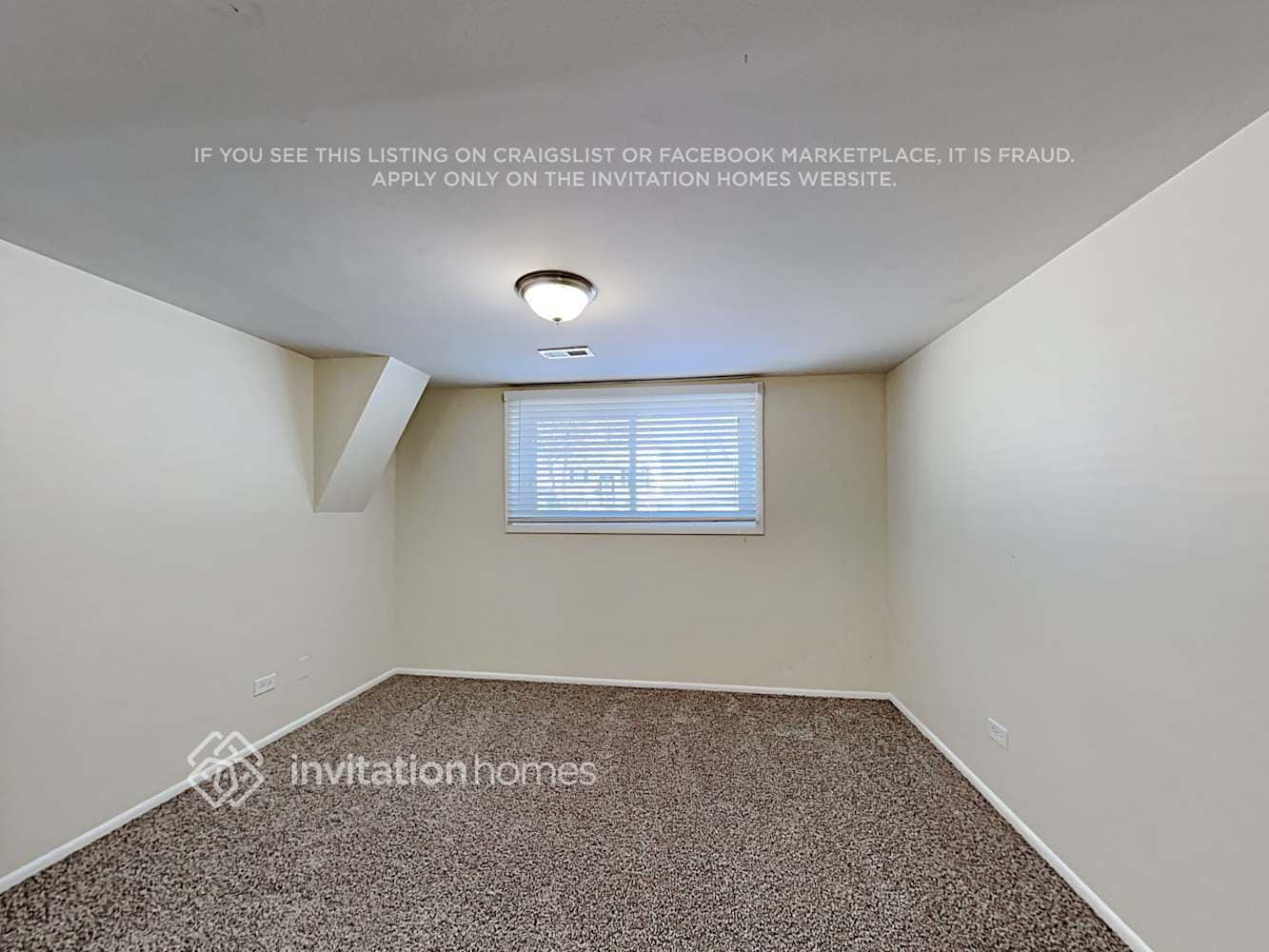 Building Photo - 108 S Spruce Ln