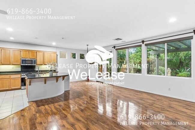 Building Photo - 5145 Seaglen Way