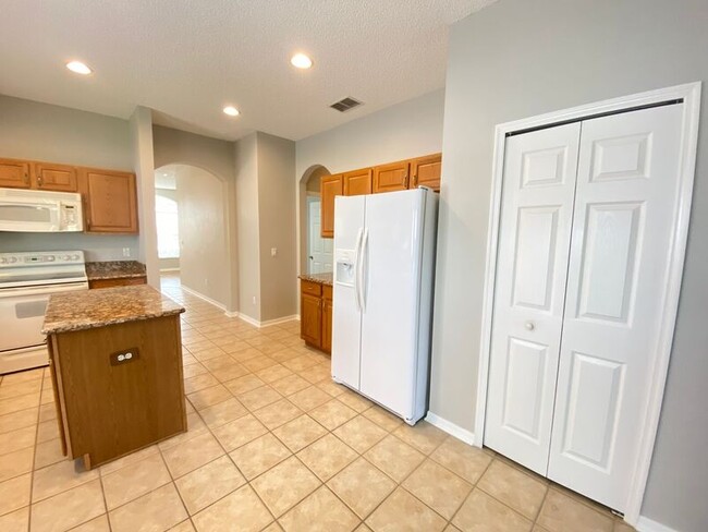 Building Photo - 9951 Indigo Bay Cir