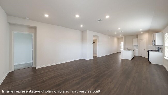 Building Photo - 3831 Turnpike Dr