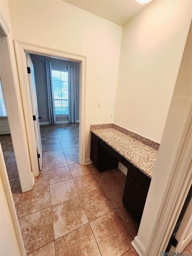 Building Photo - 7132 Myrtle Bluff Dr