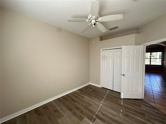 Building Photo - 8037 Moccasin Trail Dr