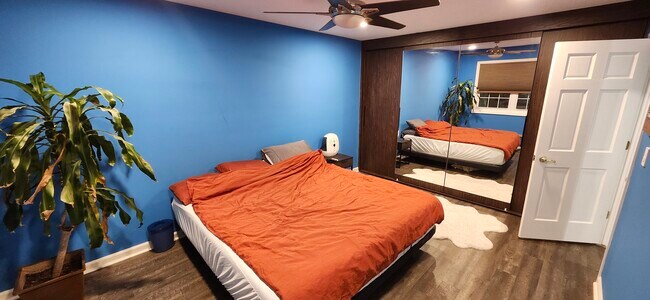 Building Photo - 539 Thorndale Dr