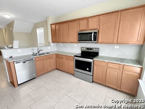 Building Photo - 122 Texas Lantana