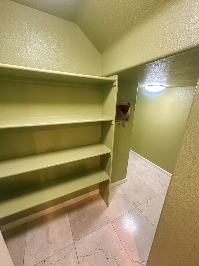 Building Photo - Gorgeous Home in San Ramon Available Now!
