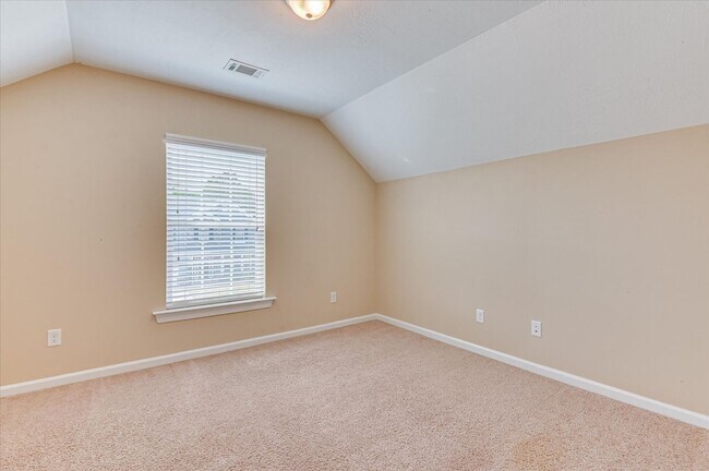 Building Photo - 835 Williford Run Dr