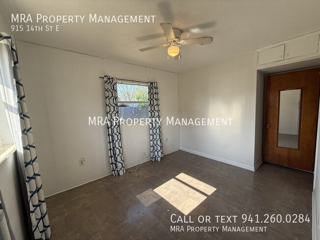 Building Photo - 915 14th St E