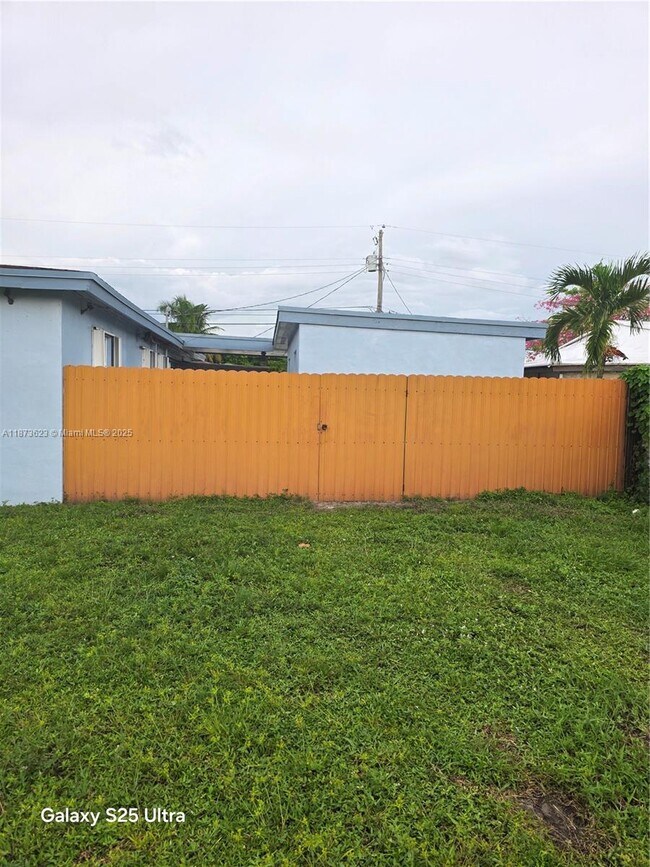 Building Photo - 17101 NW 35th Ave