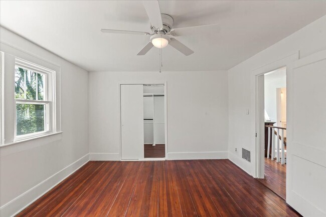 Building Photo - There is a Wow Factor in this Fully Renova...