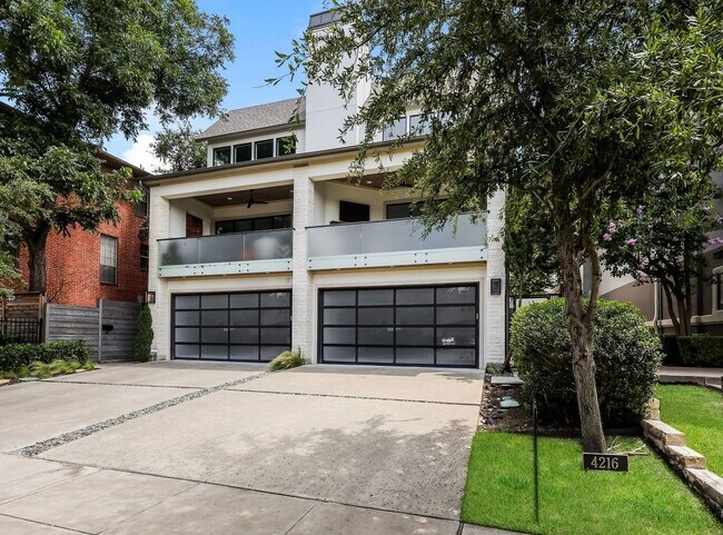 Building Photo - 4216 Bowser Ave