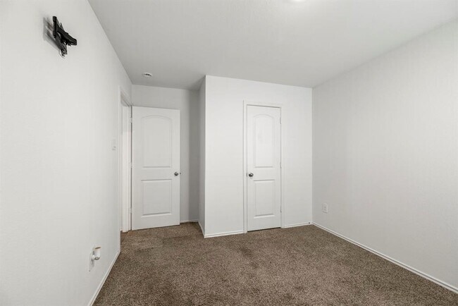 Building Photo - 5451 Tuscany Hills Ln