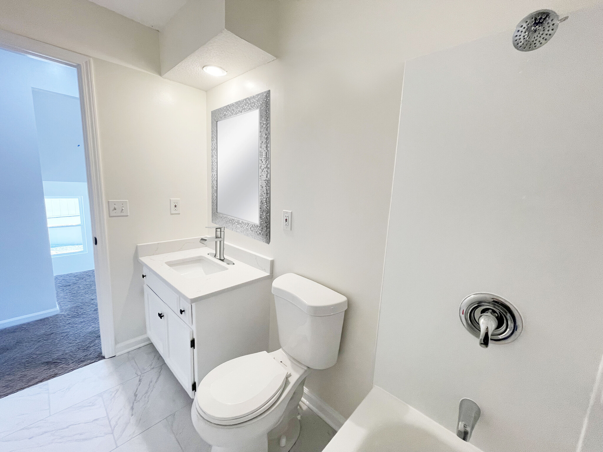 Building Photo - 7104 Orchard Ct