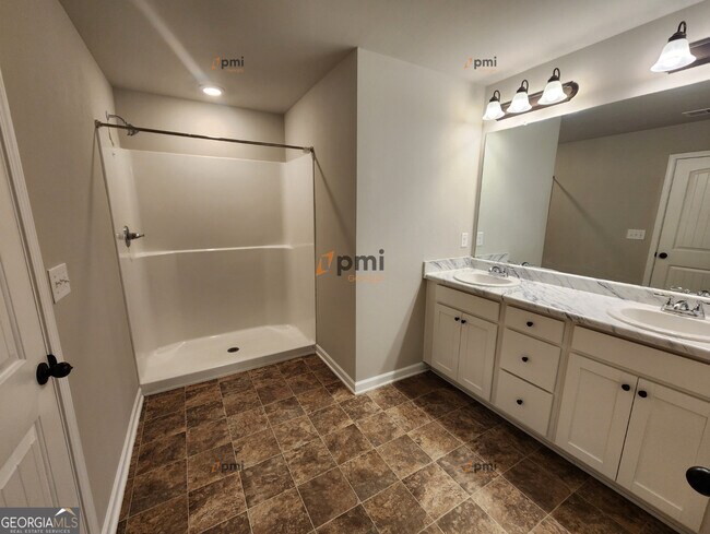 Building Photo - 315 Skipjack Ct