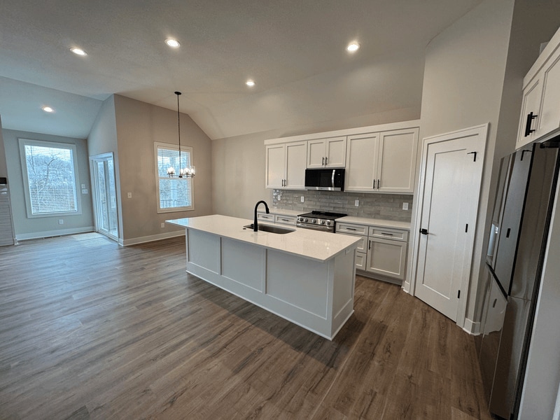 Building Photo - 1408 SW Winthrop Dr