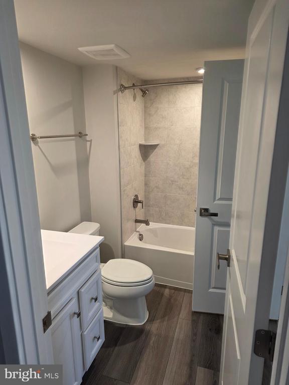 Building Photo - 9255 Klamath Ct