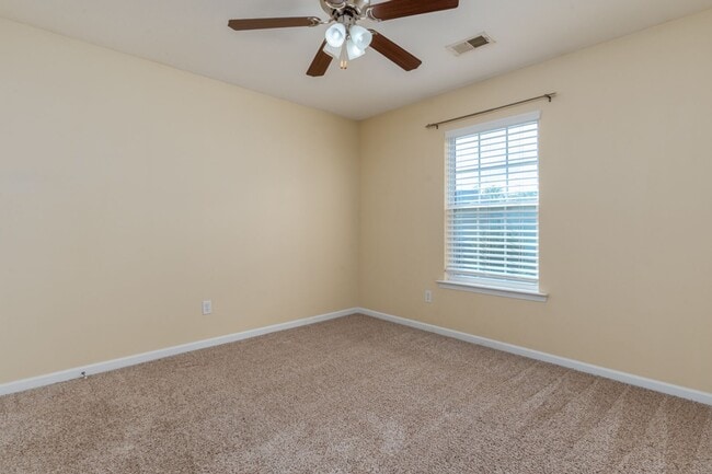 Building Photo - Beautiful home on one of Lake Carolina's largest cul-de-sac lots!