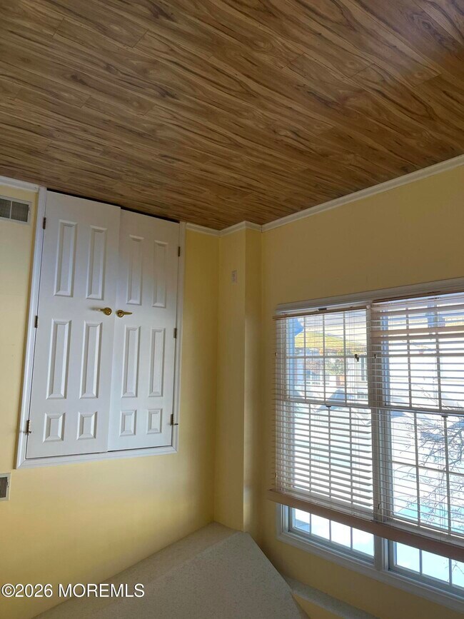 Building Photo - 11 Umberland Pl