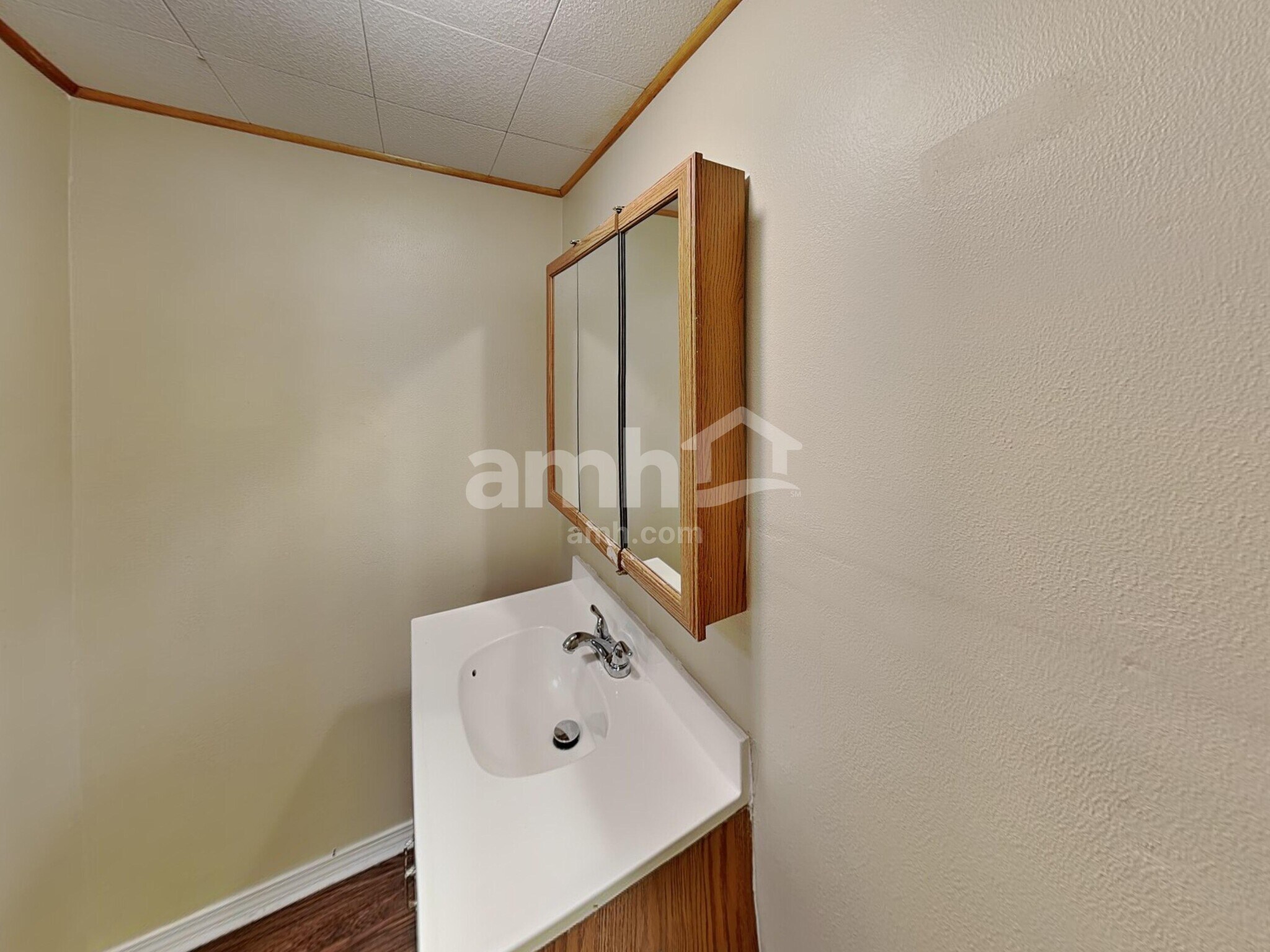 Building Photo - 19065 E Chenango Cir
