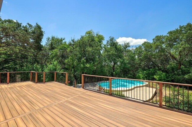 Building Photo - 10408 Double Spur Loop