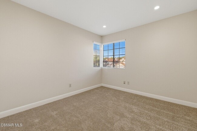 Building Photo - 26916 Lost Oak Ct