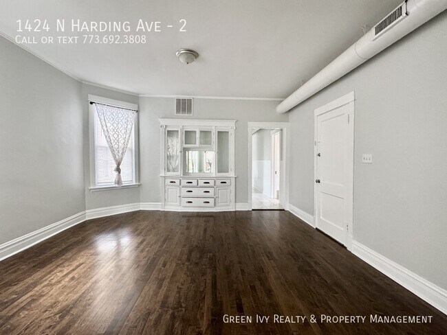 Building Photo - 1424 N Harding Ave