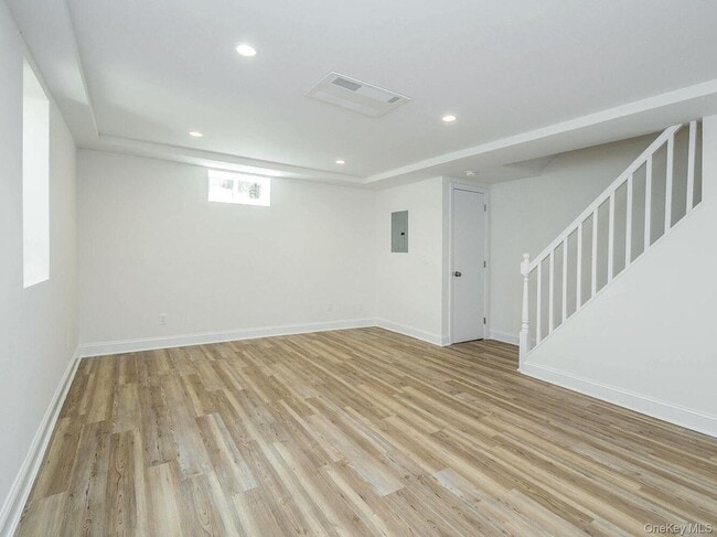 Building Photo - 2 B Jefferson Ct