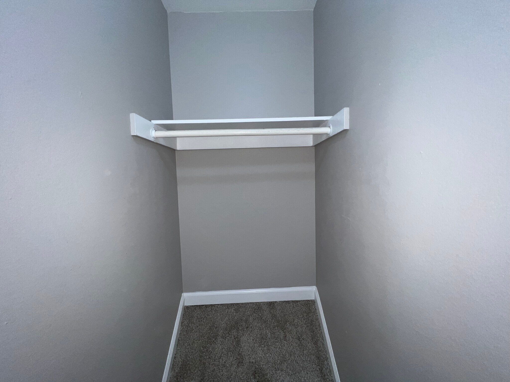 Building Photo - 2516 Wanek Rd