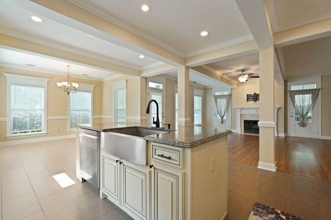 Building Photo - 3 Bedroom Dunham Marsh Beauty with Outdoor Fireplace and Resort-Style Community Amenities