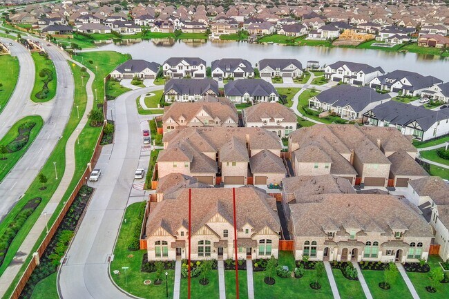 Building Photo - 11254 Buchanan Cvs Ln