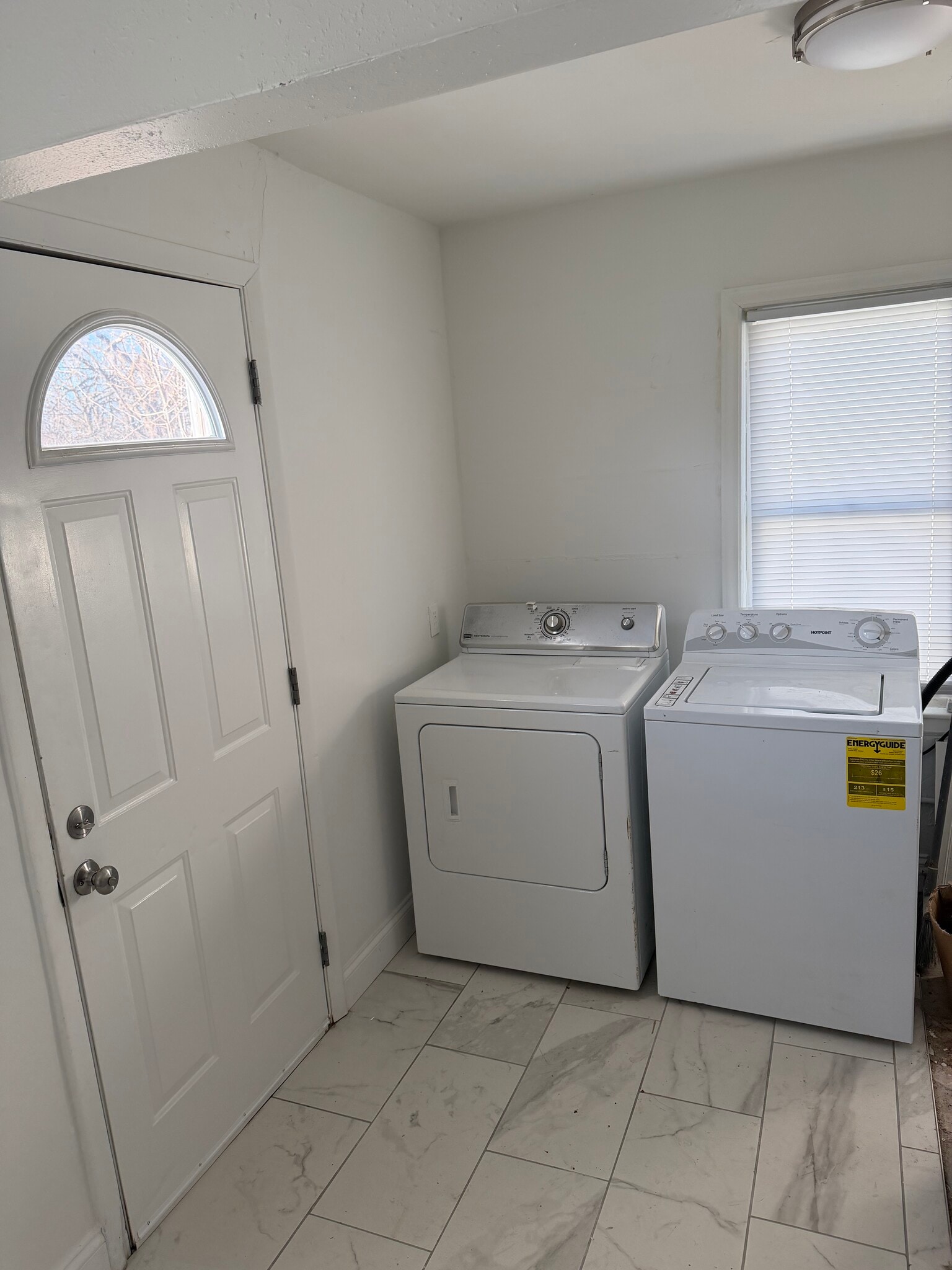 Building Photo - 1910 10th St