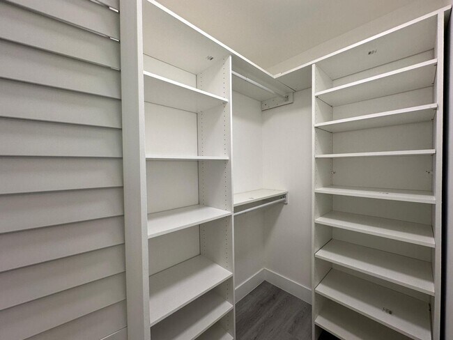 Building Photo - PGA National Beautiful 2 Bedroom 3 Bath Co...