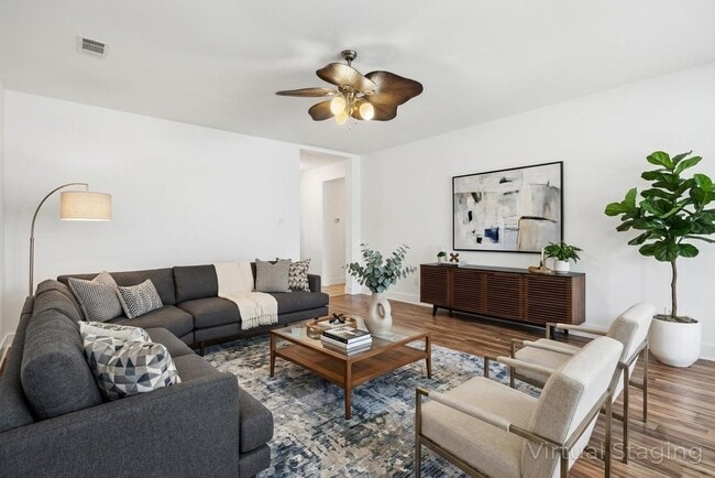 Building Photo - 1631 Hade Meadow Ln